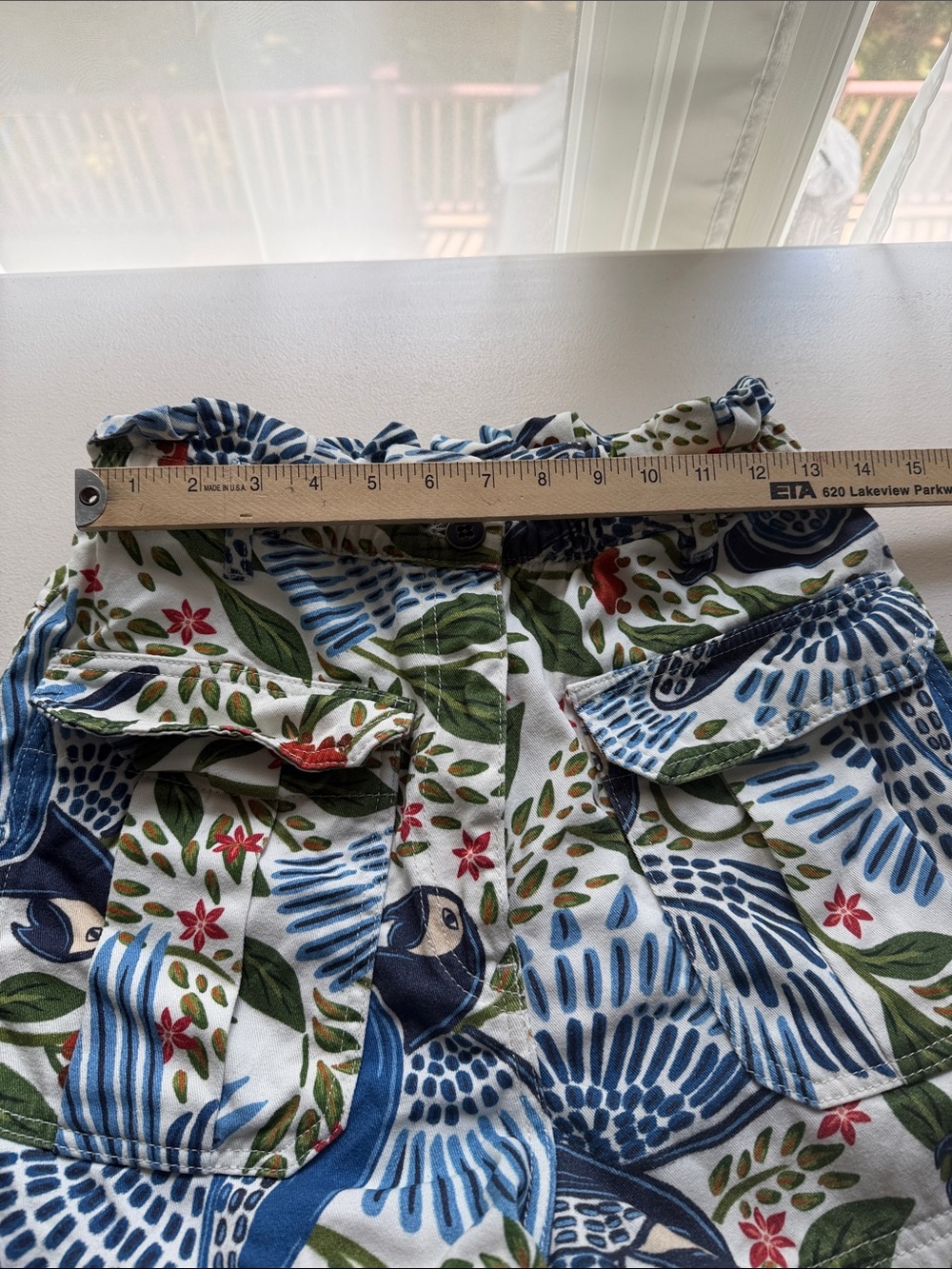 FARM Rio Macaw Flight Blue Green Paperbag Waist Shorts Sz Small. Missing belt - Picture 11 of 11